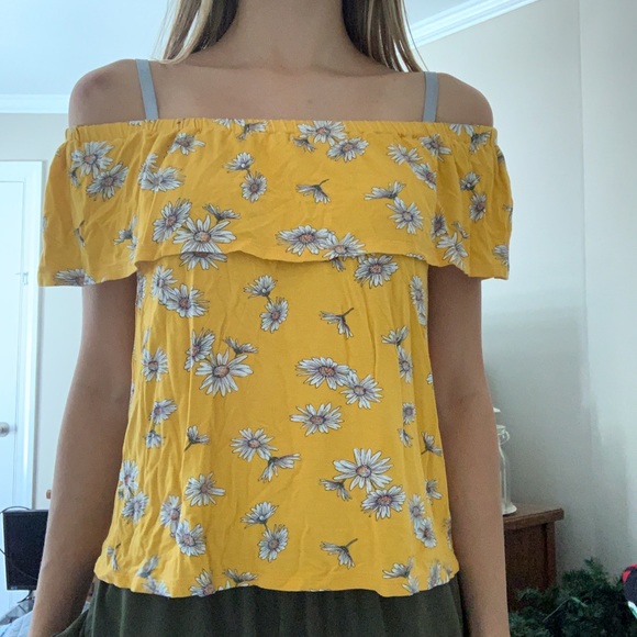 off the shoulder shirt - Picture 1 of 1